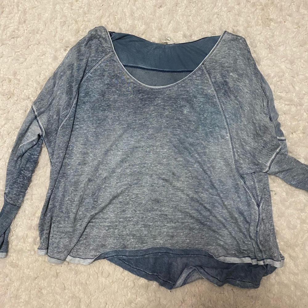 Oversized blue long sleeve